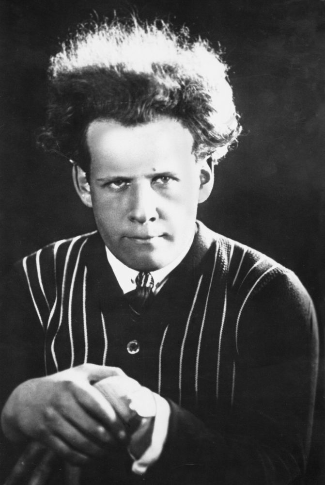 Sergei Eisenstein, 1910